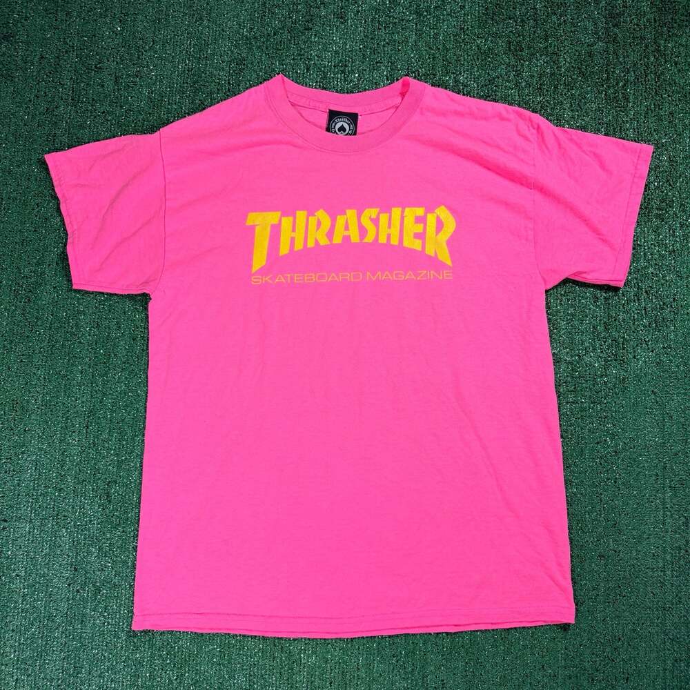 Thrasher Skateboard Magazine Classic Logo Pink T-Shirt Size Large